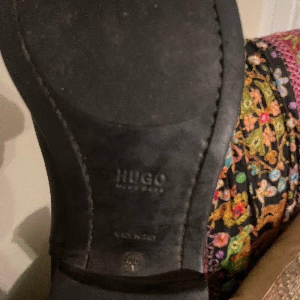 HUGO Black Leather Men's Boots - Picture 9 of 16